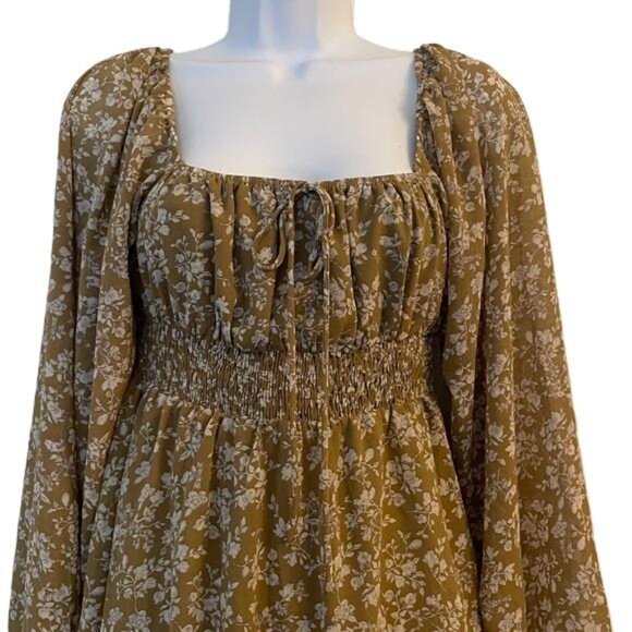 Jacqui The Label Chic Olive Green Floral Mini Blouse, Small - Picture 2 of 4